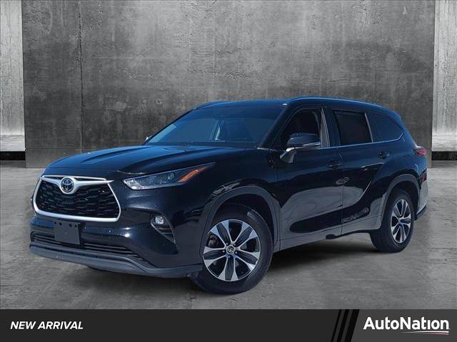 2021 Toyota Highlander XLE — SUV — 75,271 mi — Fort Myers, FL