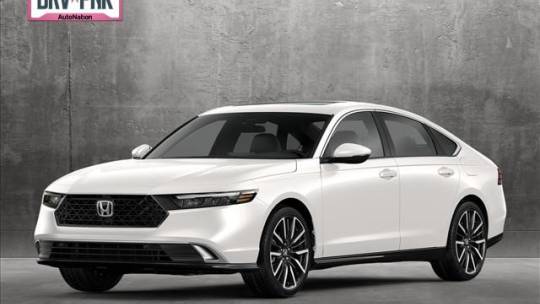 2023 Honda Accord Hybrid Touring — Sedan — 8,912 mi — Fort Myers, FL