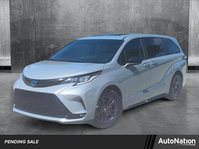 2025 Toyota Sienna XSE — Minivan — 4,792 mi — Fort Myers, FL