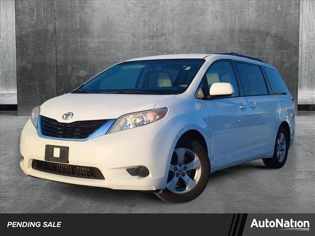 2014 Toyota Sienna LE — Minivan — 115,380 mi — Fort Myers, FL