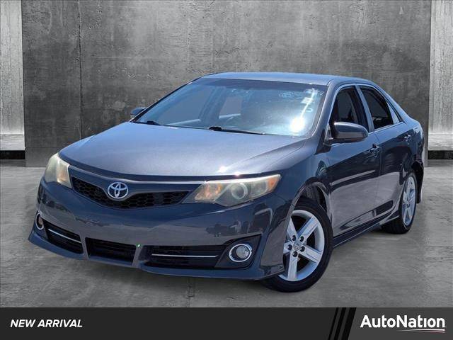 2014 Toyota Camry SE — Sedan — 175,755 mi — Fort Myers, FL