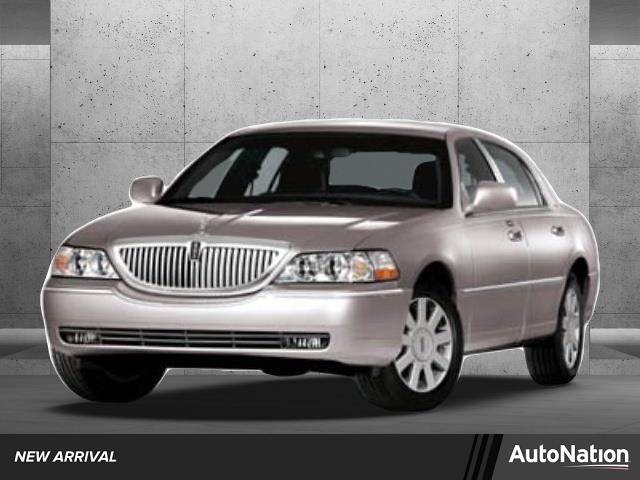 2007 Lincoln Town Car Signature — Sedan — 110,000 mi — Fort Myers, FL
