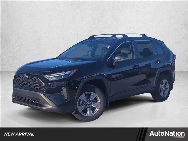 2025 Toyota RAV4 Hybrid XLE — SUV — 28,095 mi — Fort Myers, FL