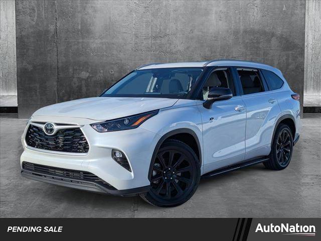 2022 Toyota Highlander XLE — SUV — 33,659 mi — Fort Myers, FL