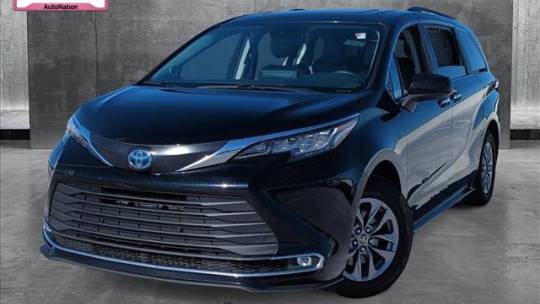 2022 Toyota Sienna XLE — Minivan — 203,846 mi — Fort Myers, FL