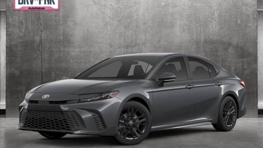 2025 Toyota Camry SE — Sedan — 6,318 mi — Fort Myers, FL