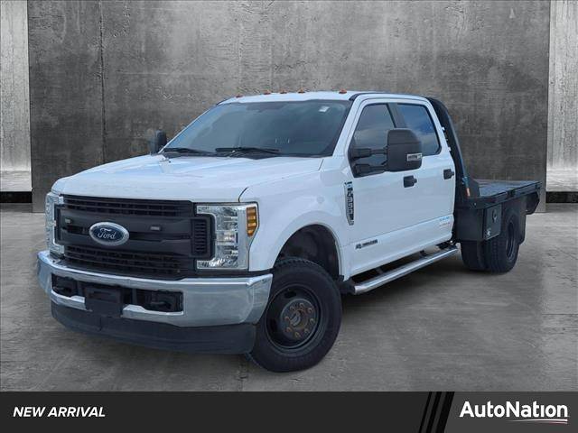 2019 Ford Super Duty F-350 Chassis Cab XL — Chassis Cab Truck — 174,543 mi — Fort Myers, FL