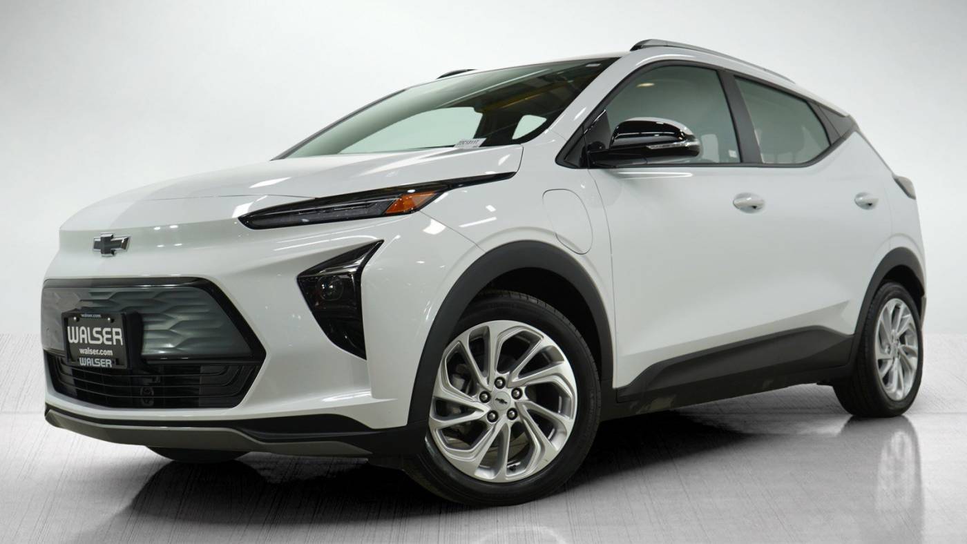 2023 Chevrolet Bolt EUV LT — SUV — 15,858 mi — White Bear Lake, MN