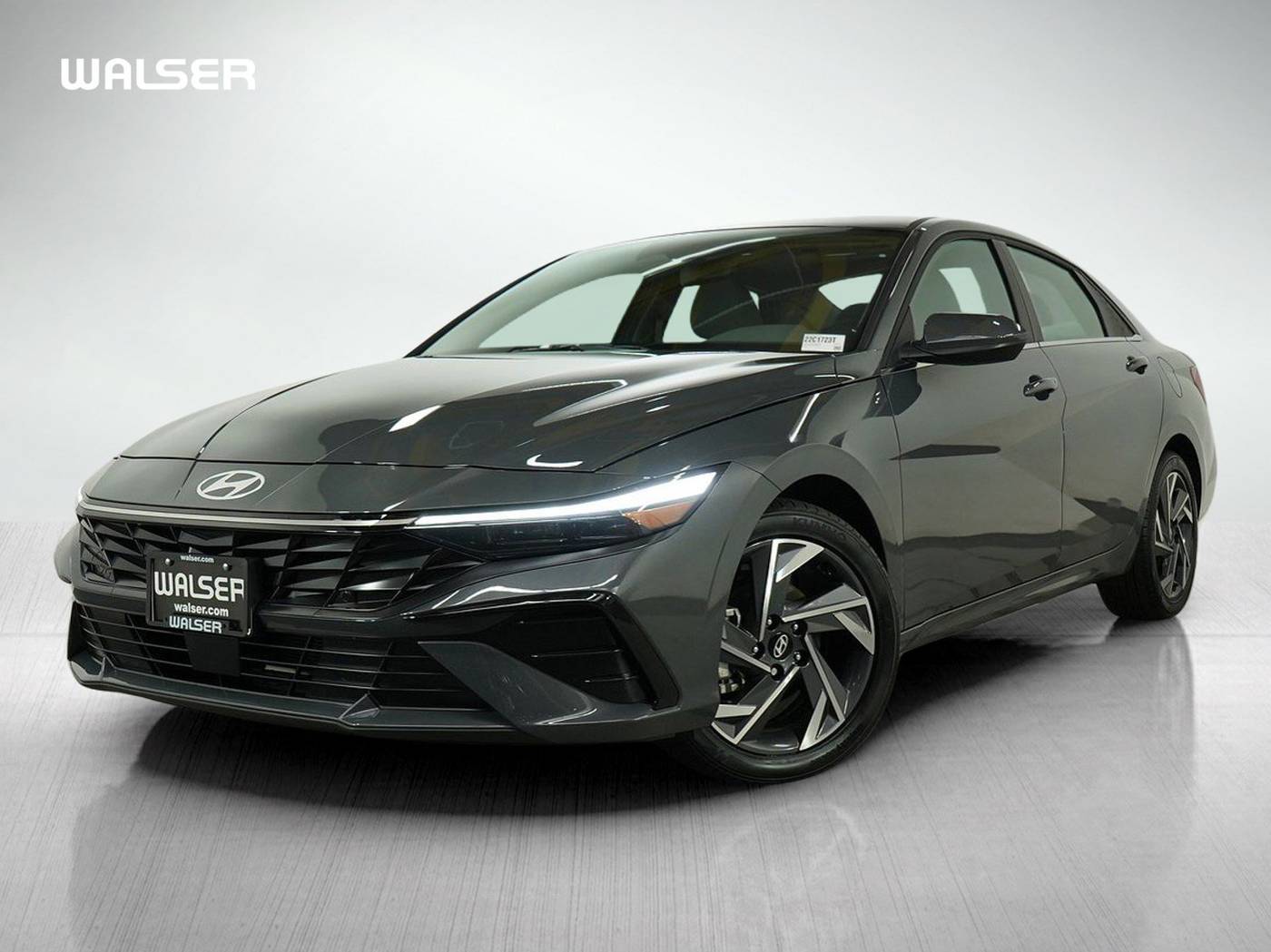2025 Hyundai Elantra SEL Convenience — Sedan — 5,952 mi — White Bear Lake, MN
