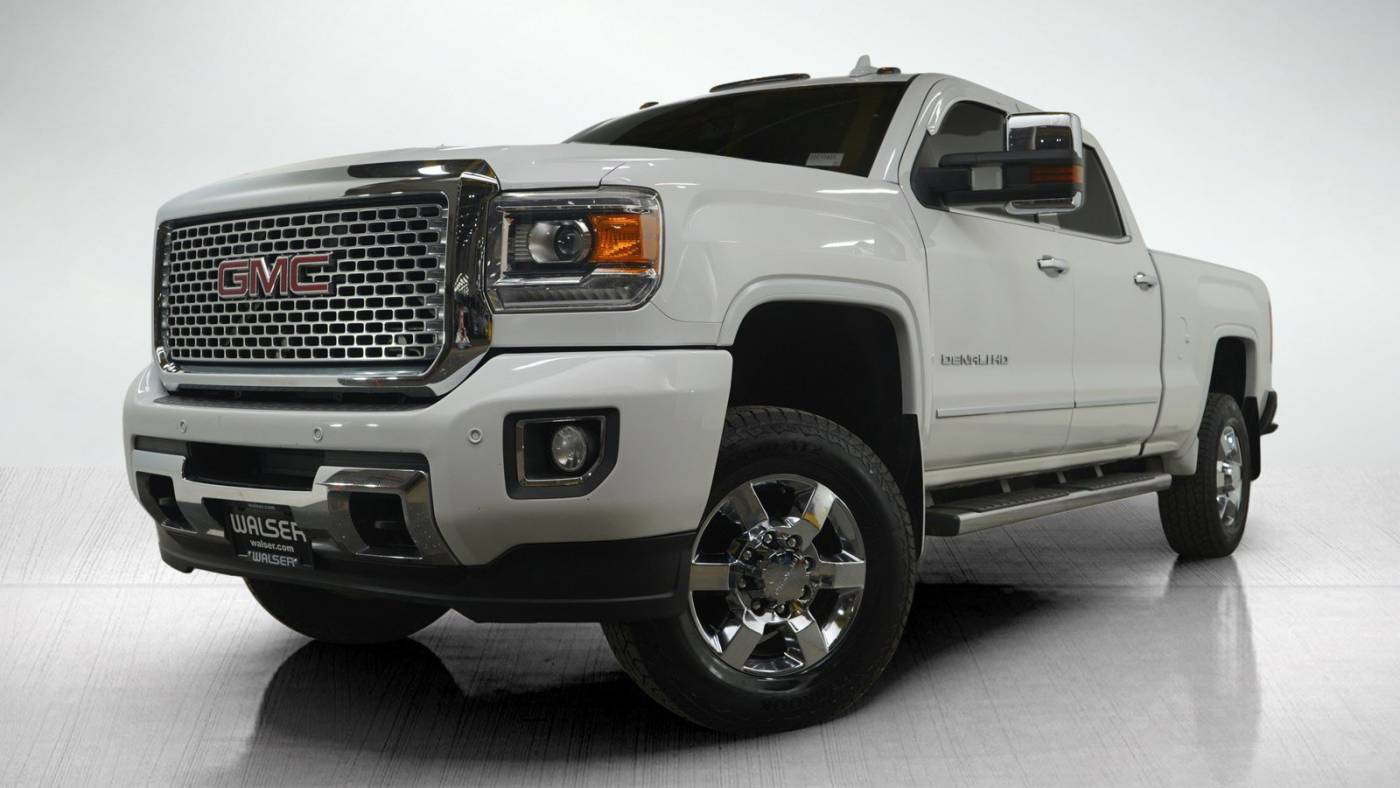 2015 GMC Sierra 2500HD Denali — Pickup Truck — 105,711 mi — White Bear Lake, MN