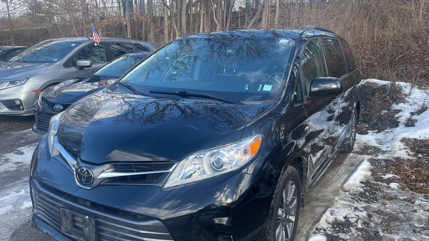 2018 Toyota Sienna XLE — Minivan — 71,911 mi — Wappingers Falls, NY