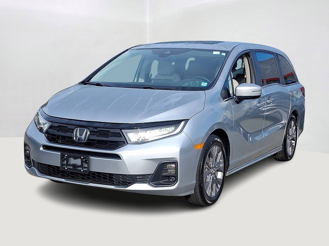 2025 Honda Odyssey Touring — Minivan — 14,479 mi — Wappingers Falls, NY