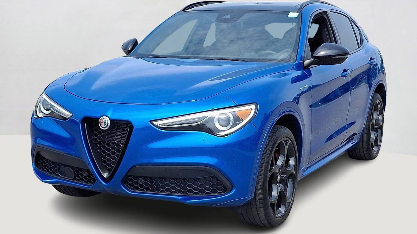 2022 Alfa Romeo Stelvio Veloce