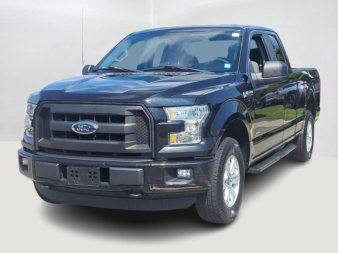 2015 Ford F-150 XL — Pickup Truck — 143,120 mi — Wappingers Falls, NY