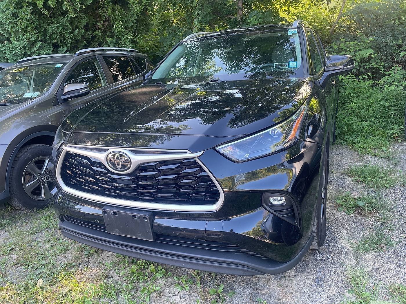 2022 Toyota Highlander XLE — SUV — 42,180 mi — Wappingers Falls, NY