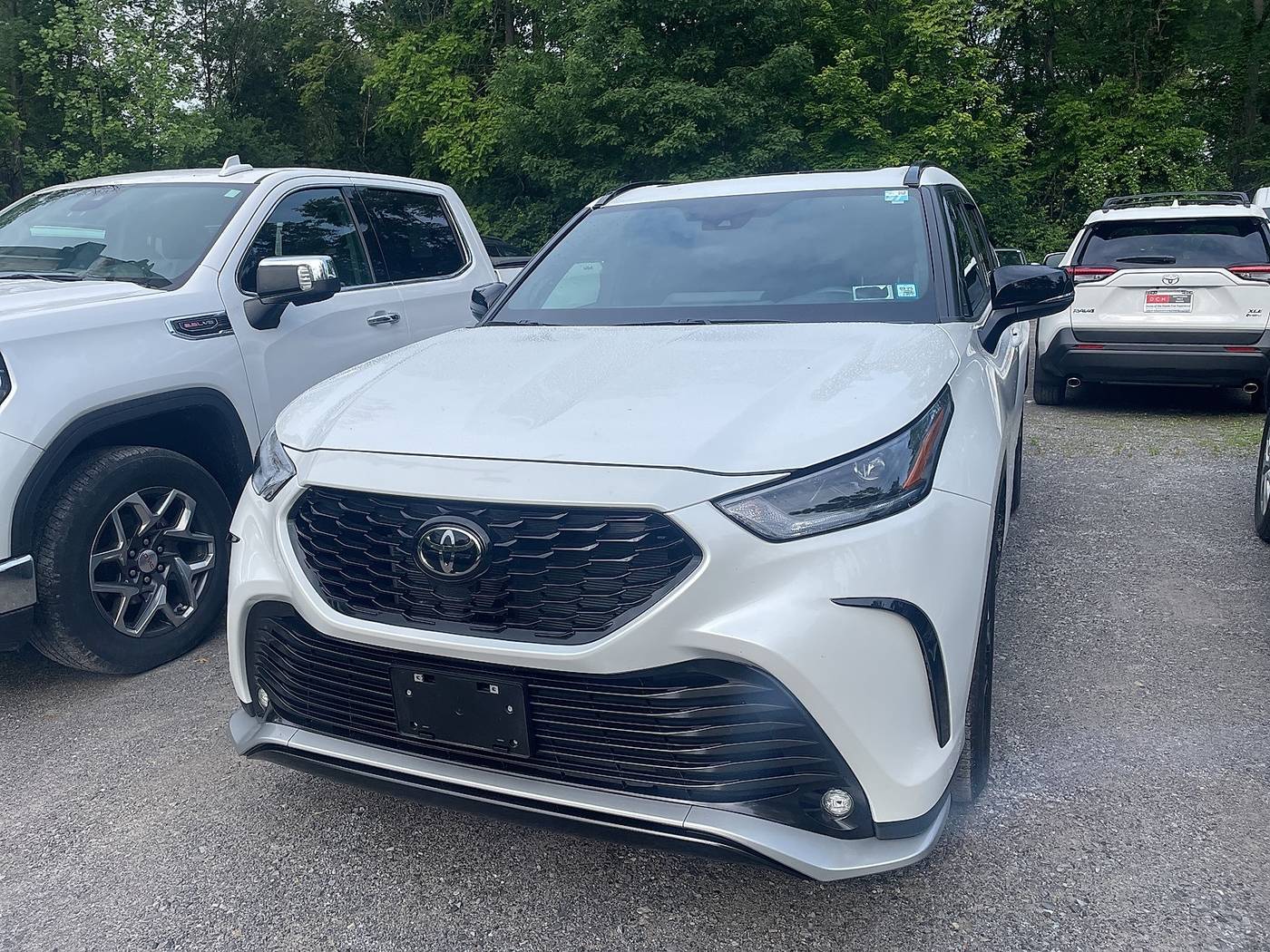 2024 Toyota Highlander XSE — SUV — 7,660 mi — Wappingers Falls, NY