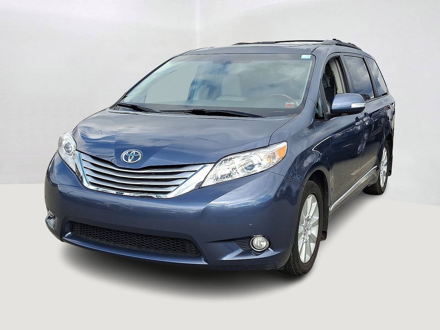 2013 Toyota Sienna Limited — Minivan — 105,550 mi — Wappingers Falls, NY