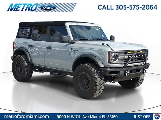 2022 Ford Bronco Base — SUV — 23,318 mi — Miami, FL