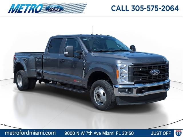 2023 Ford Super Duty F-350 XL — Pickup Truck — 67,489 mi — Miami, FL