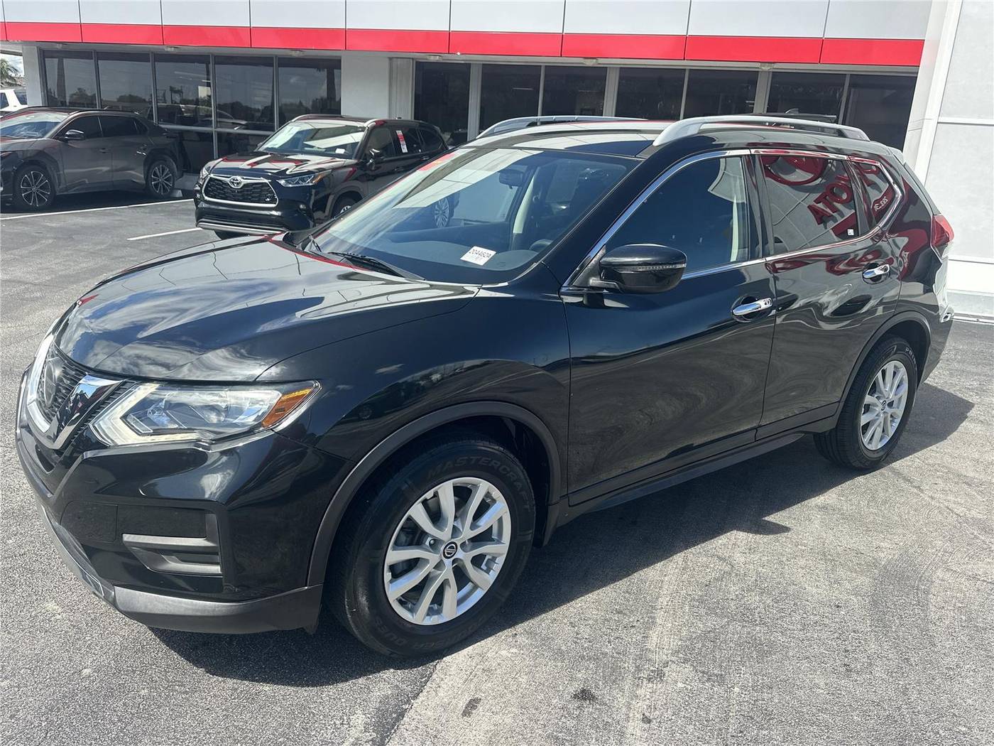 2018 Nissan Rogue SV — SUV — 37,188 mi — Homestead, FL