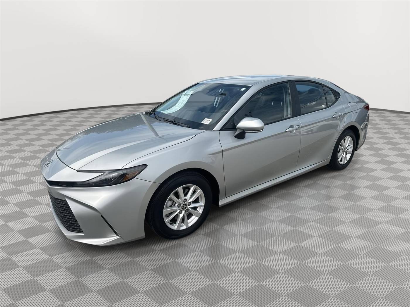 2025 Toyota Camry Hybrid LE — Sedan — 15,387 mi — Homestead, FL