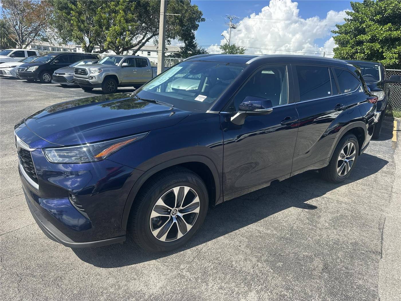 2023 Toyota Highlander XLE — SUV — 32,743 mi — Homestead, FL
