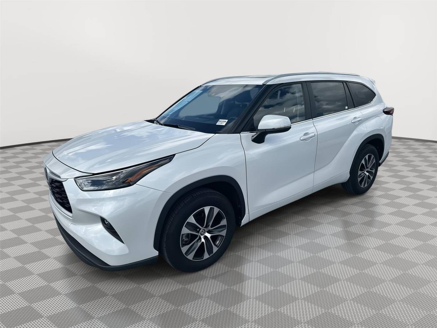 2024 Toyota Highlander LE — SUV — 15,899 mi — Homestead, FL