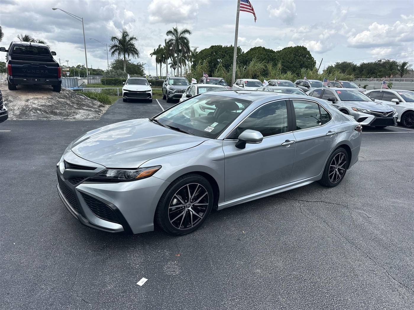 2024 Toyota Camry Hybrid SE — Sedan — 13,335 mi — Homestead, FL