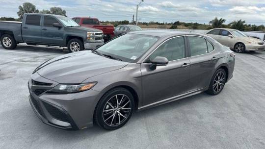 2023 Toyota Camry SE — Sedan — 20,264 mi — Homestead, FL