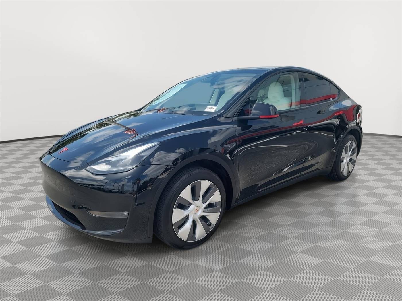 2024 Tesla Model Y Long Range — SUV — 22,333 mi — Homestead, FL