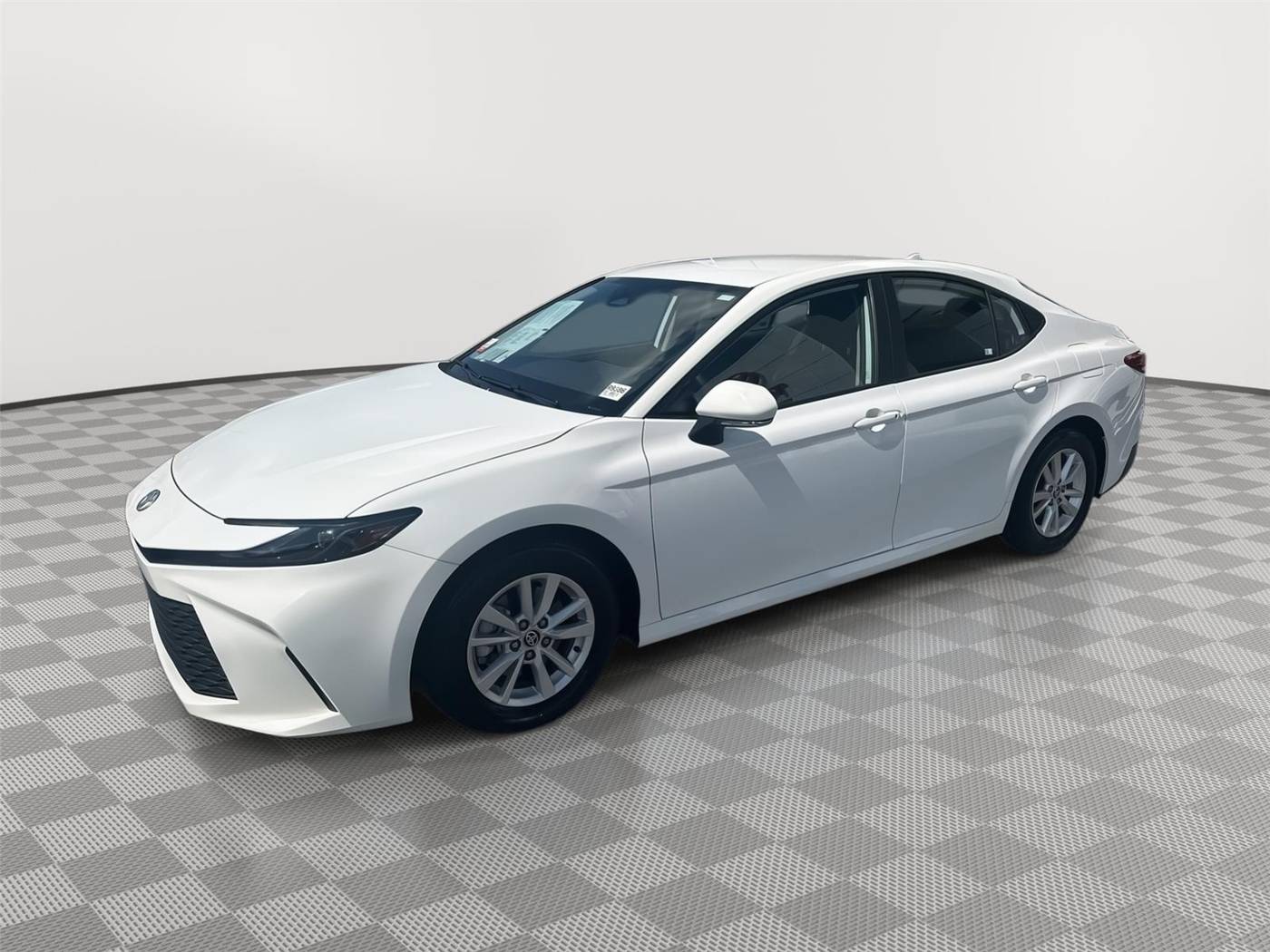 2025 Toyota Camry Hybrid XSE — Sedan — 14,211 mi — Homestead, FL