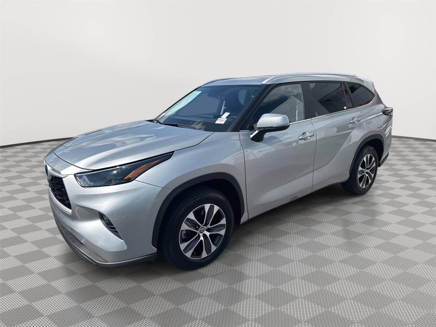 2024 Toyota Highlander Hybrid XLE — SUV — 15,994 mi — Homestead, FL