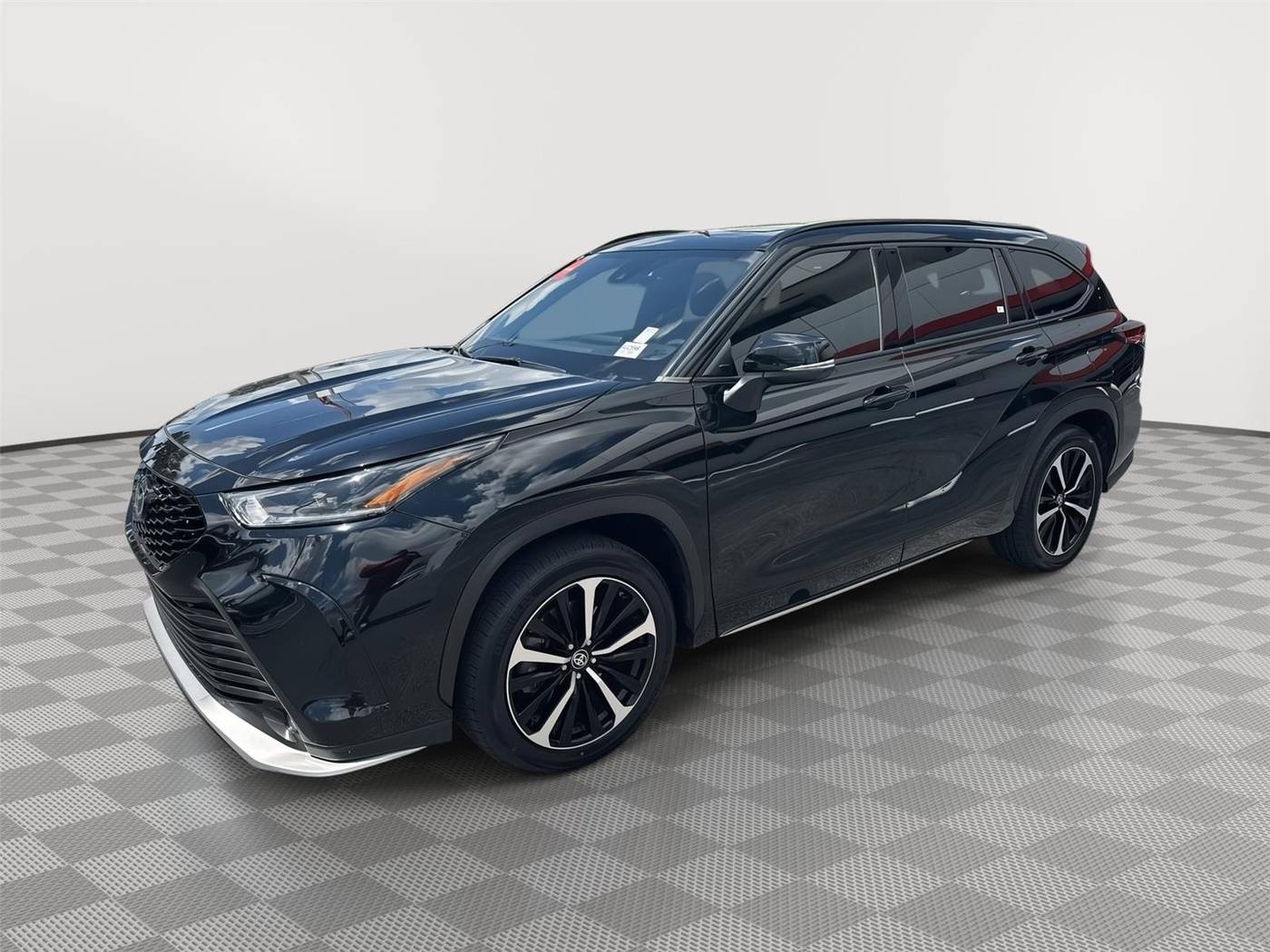 2022 Toyota Highlander XSE — SUV — 117,717 mi — Homestead, FL