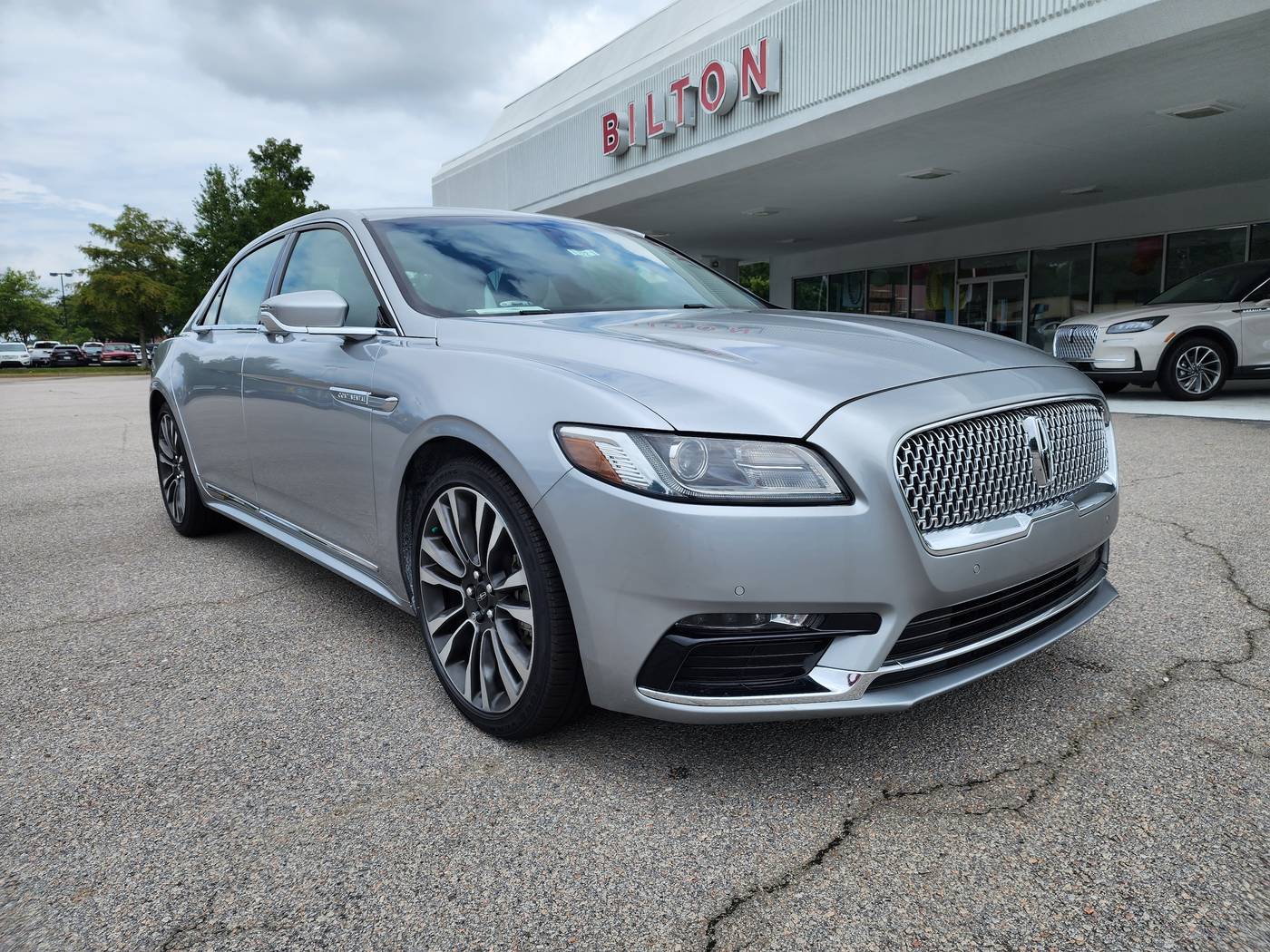 2020 Lincoln Continental Standard — Sedan — 21,052 mi — Sumter, SC