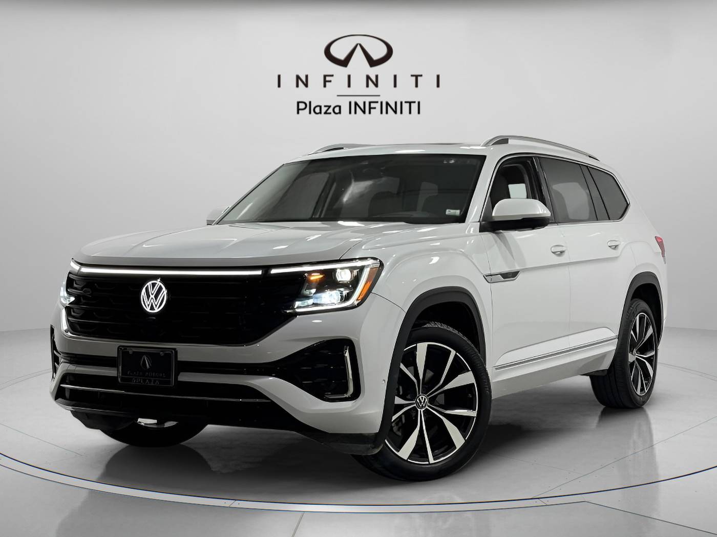 2024 Volkswagen Atlas SEL Premium R-Line — SUV — 19,505 mi — Creve Coeur, MO
