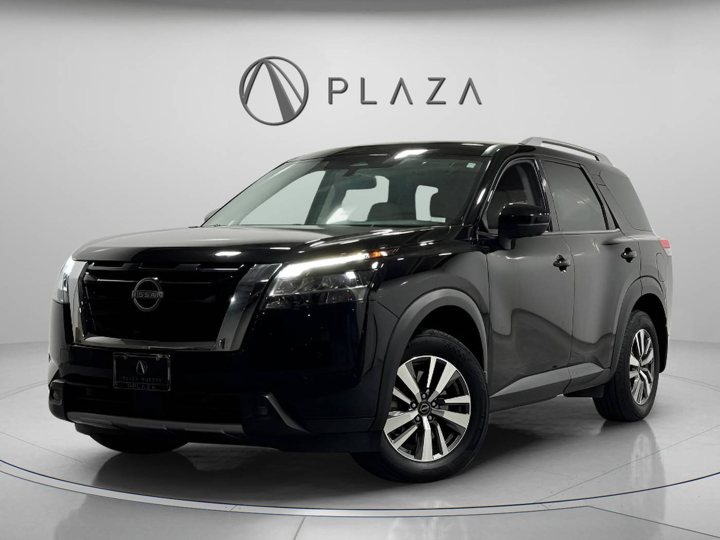 2022 Nissan Pathfinder SL — SUV — 72,360 mi — Creve Coeur, MO