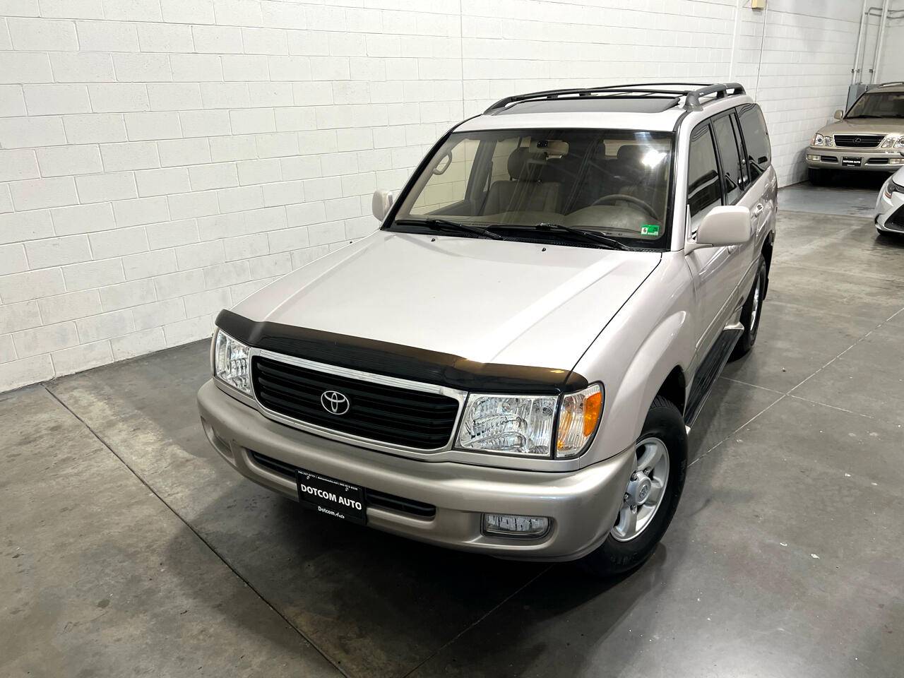 2000 Toyota Land Cruiser Base — SUV — 196,209 mi — Chantilly, VA