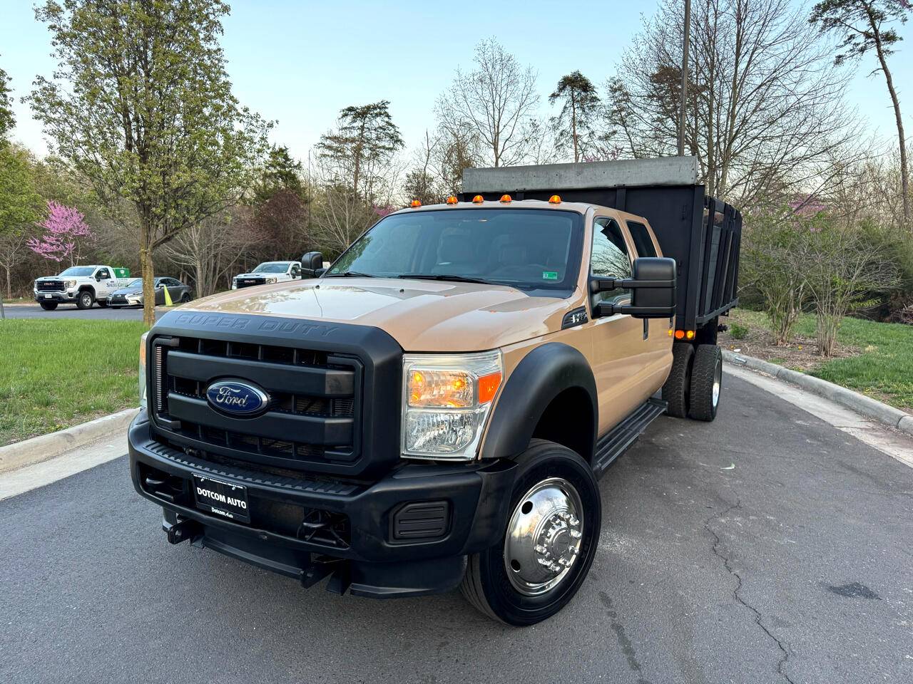 2014 Ford Super Duty F-450 Chassis Cab XL — Chassis Cab Truck — 70,835 mi — Chantilly, VA