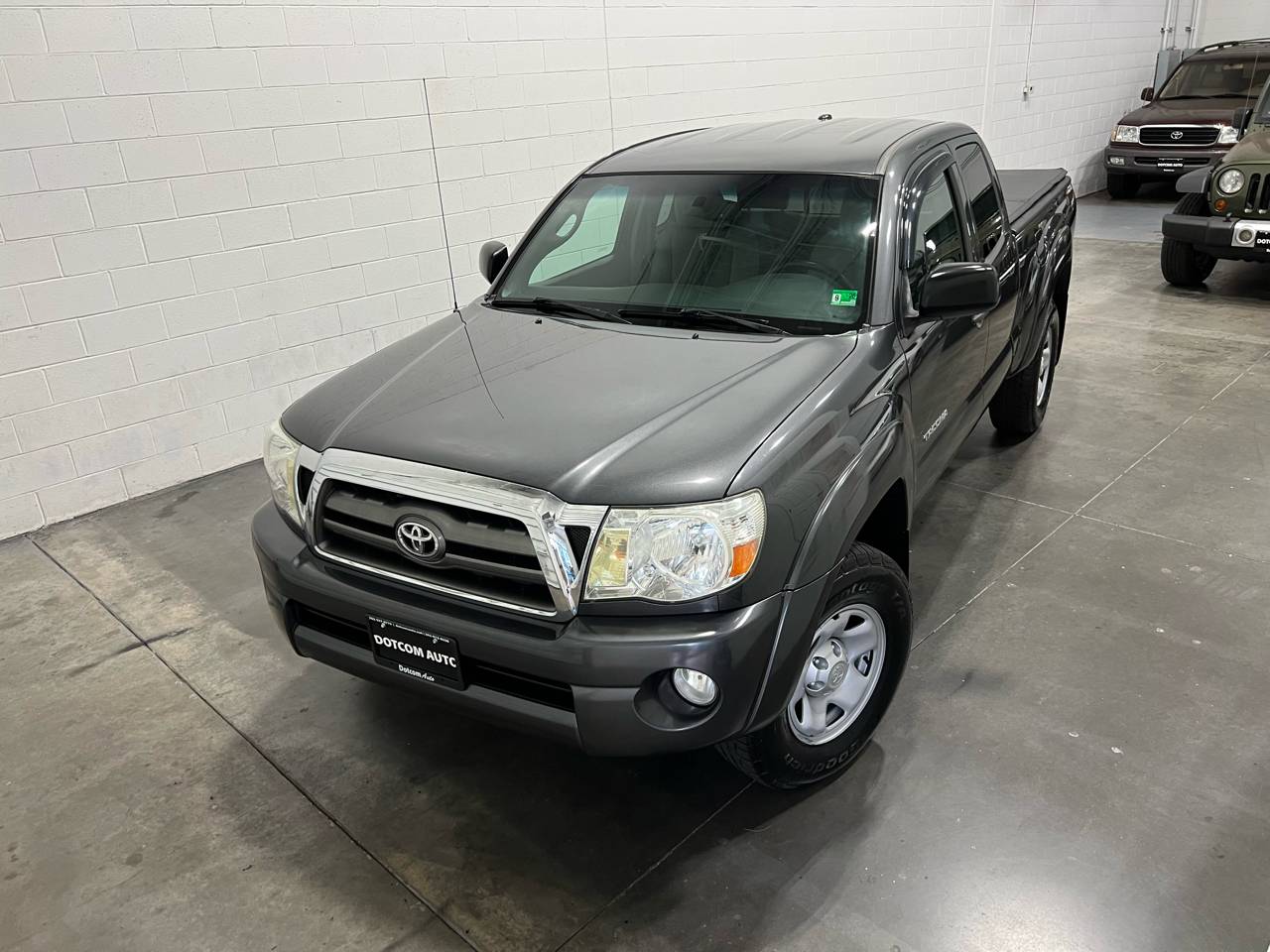 2010 Toyota Tacoma Base — Pickup Truck — 110,707 mi — Chantilly, VA