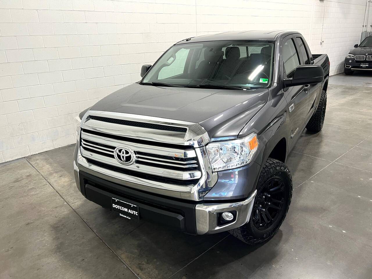 2017 Toyota Tundra SR5 — Pickup Truck — 136,728 mi — Chantilly, VA