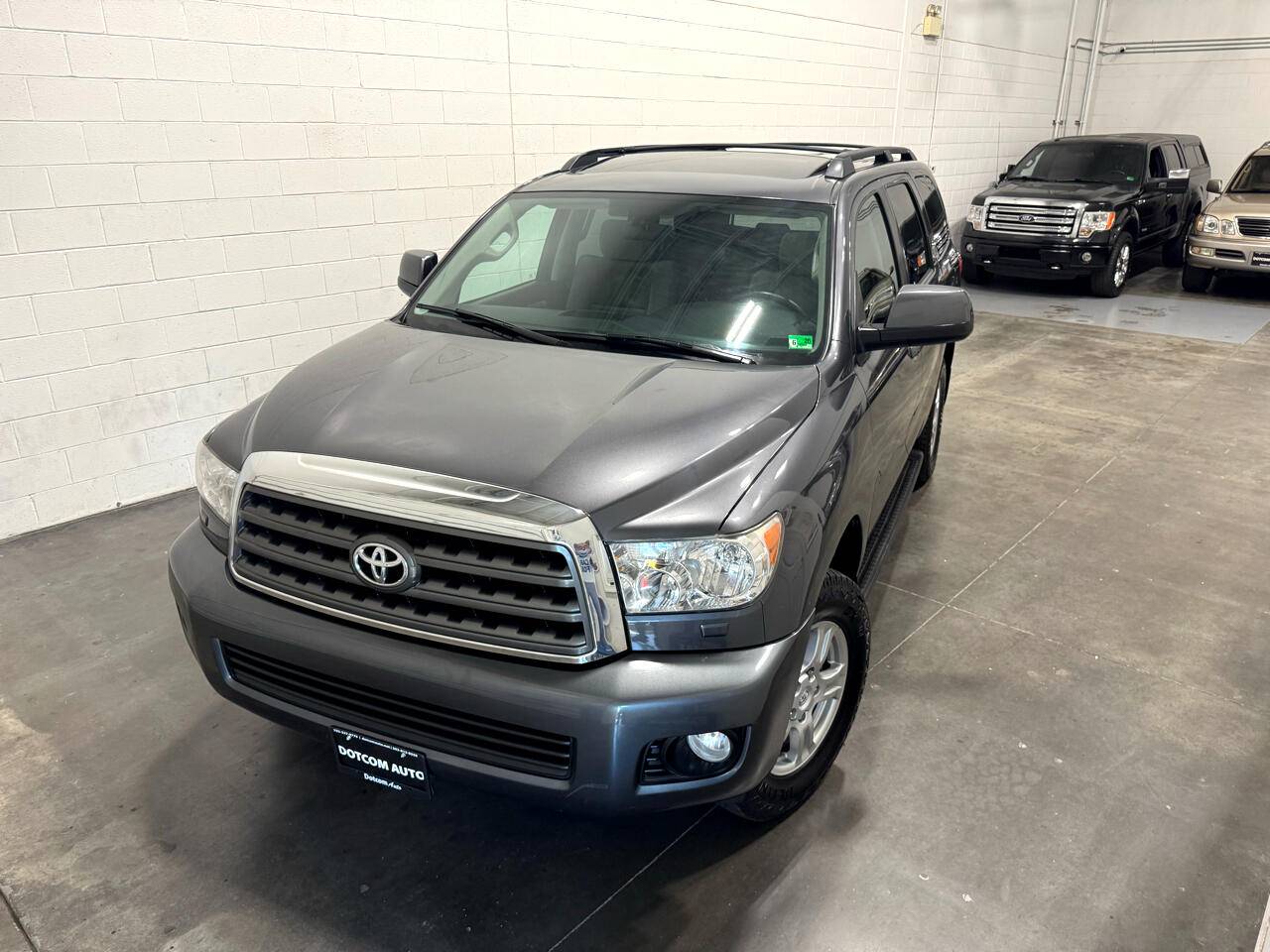 2013 Toyota Sequoia SR5 — SUV — 153,590 mi — Chantilly, VA