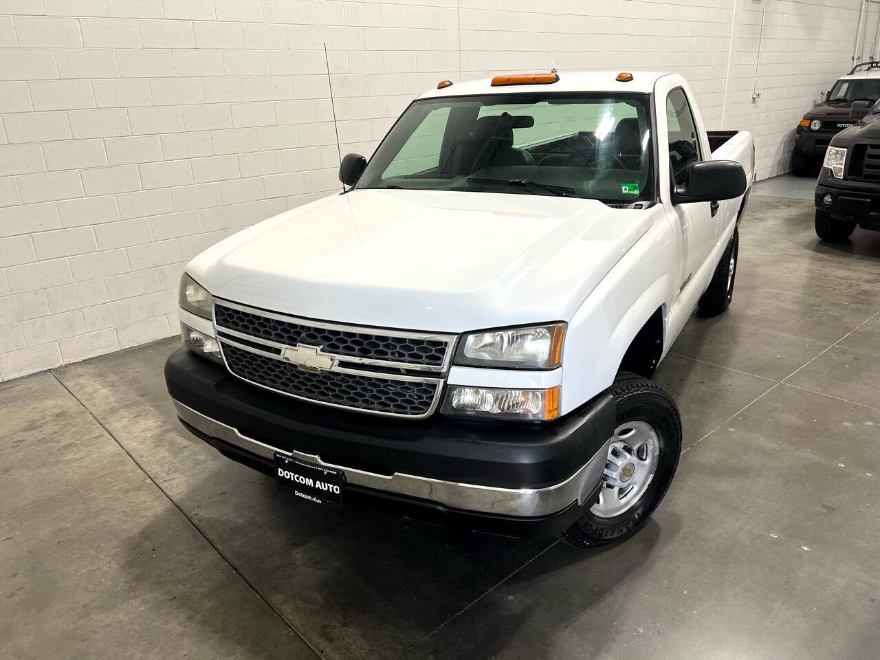 2005 Chevrolet Silverado 2500HD Base — Pickup Truck — 25,431 mi — Chantilly, VA