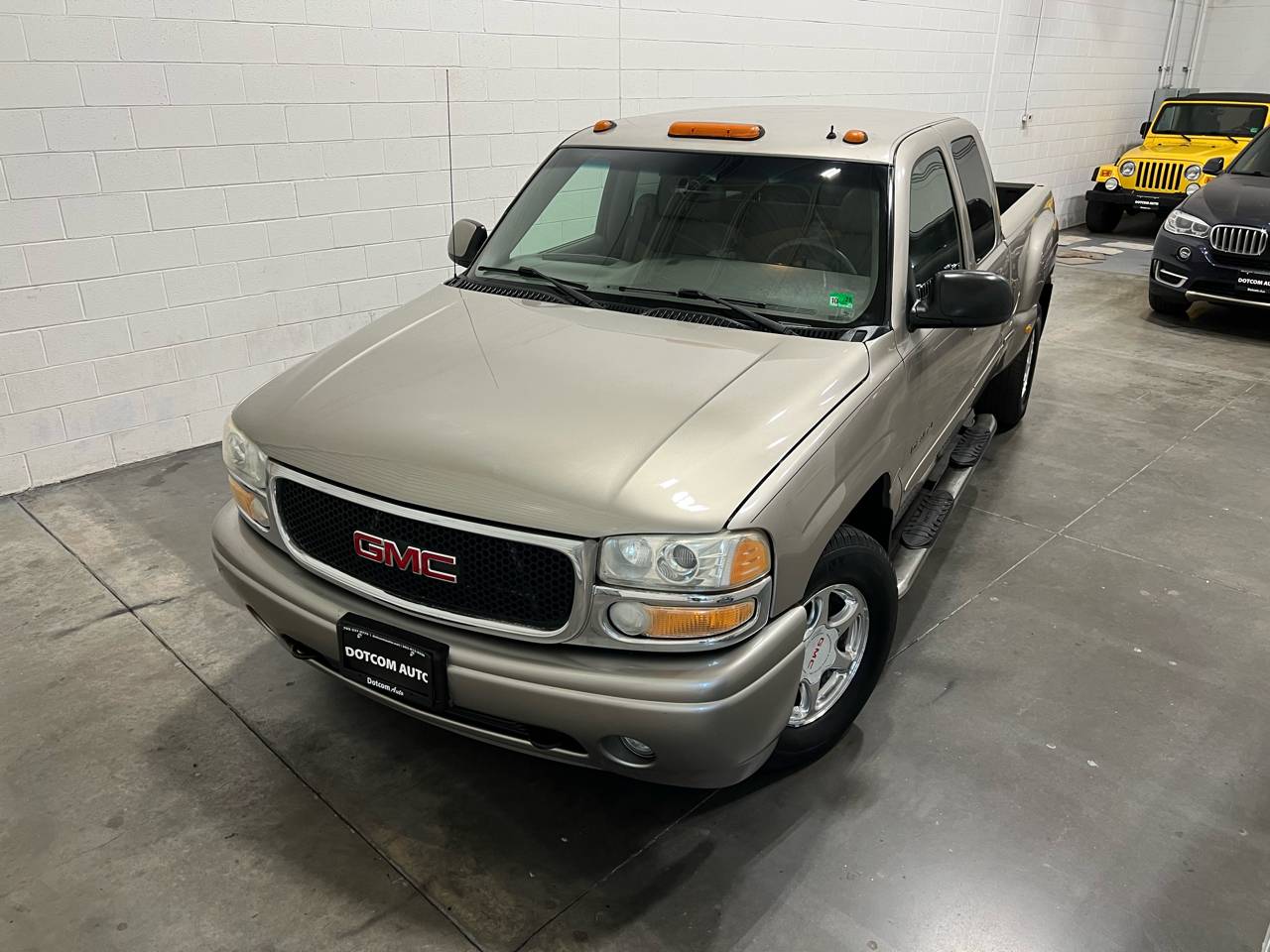 2002 GMC Sierra 1500 Denali — Pickup Truck — 122,933 mi — Chantilly, VA