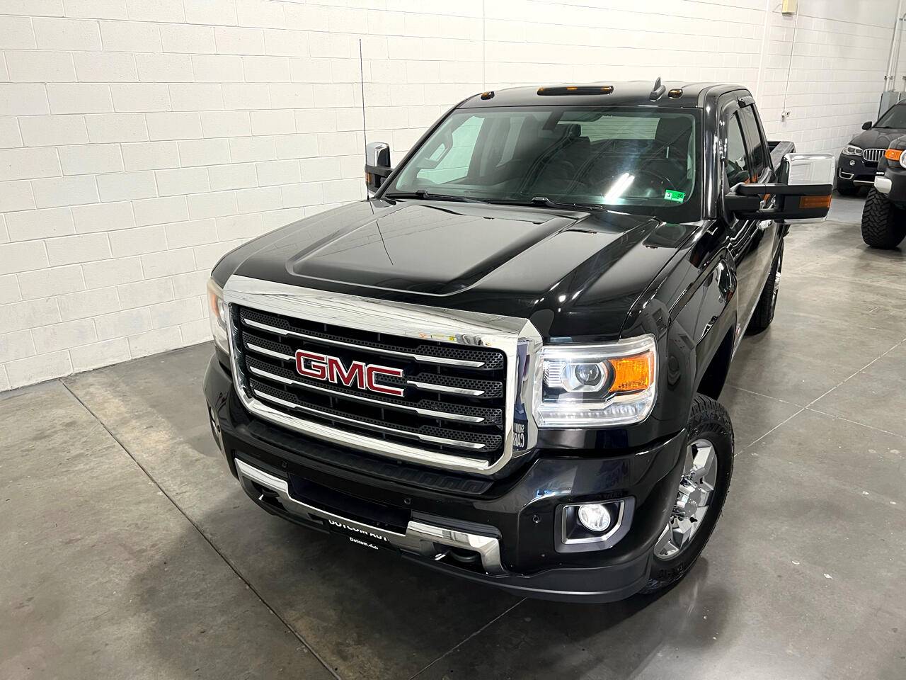 2015 GMC Sierra 2500HD SLT — Pickup Truck — 93,925 mi — Chantilly, VA
