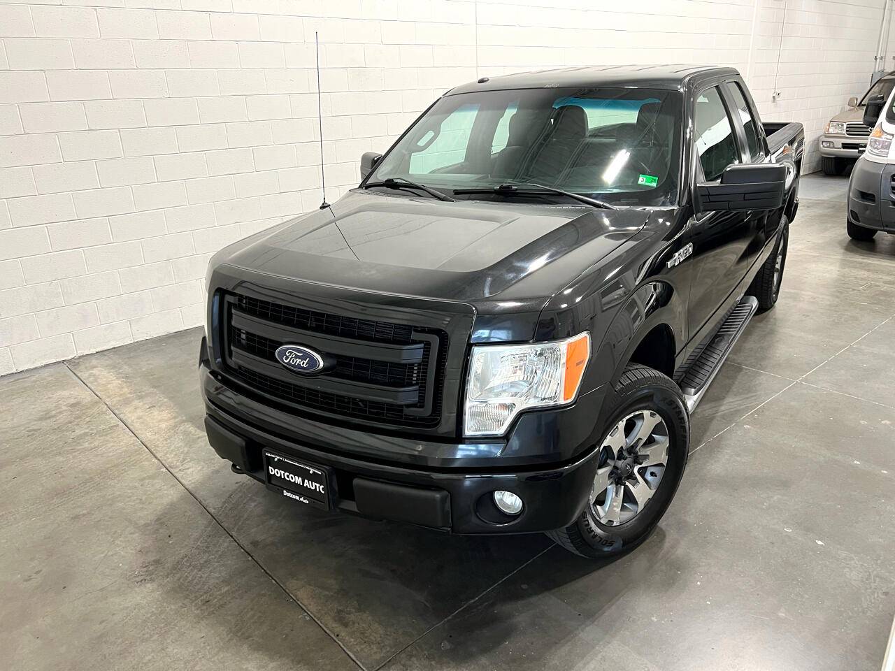2013 Ford F-150 XL — Pickup Truck — 100,875 mi — Chantilly, VA