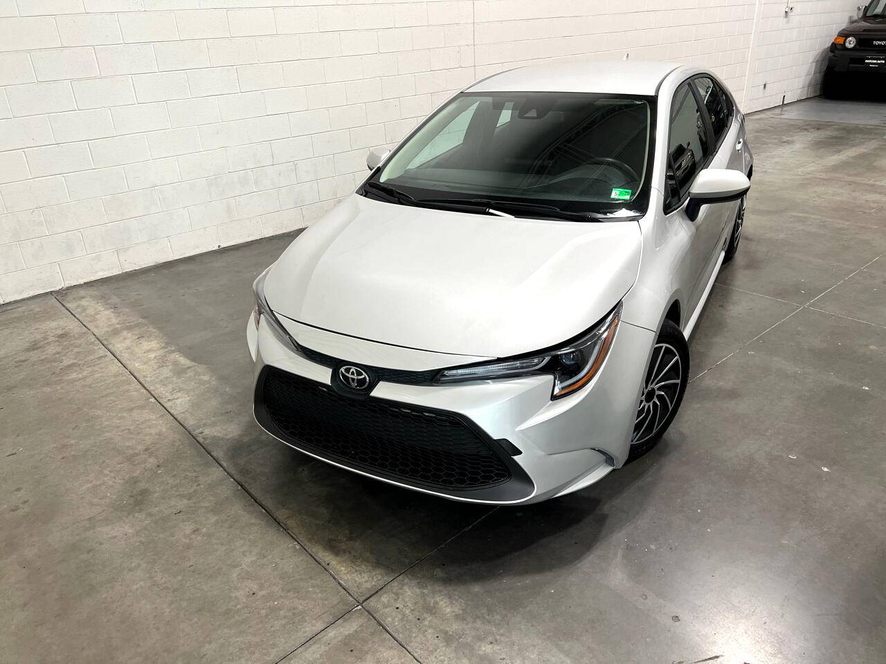 2022 Toyota Corolla LE — Sedan — 57,234 mi — Chantilly, VA