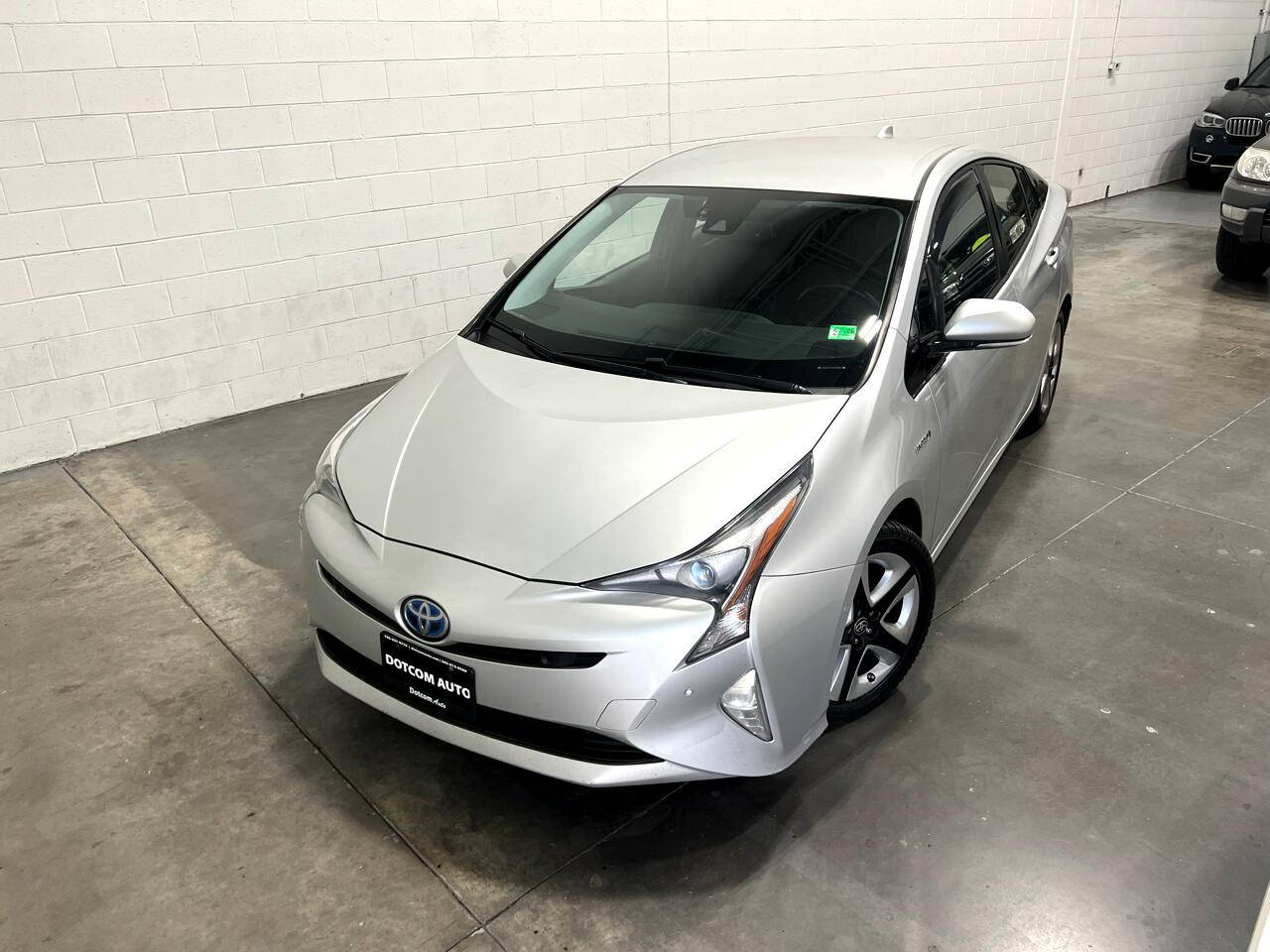 2017 Toyota Prius Two Eco — Hatchback — 140,942 mi — Chantilly, VA