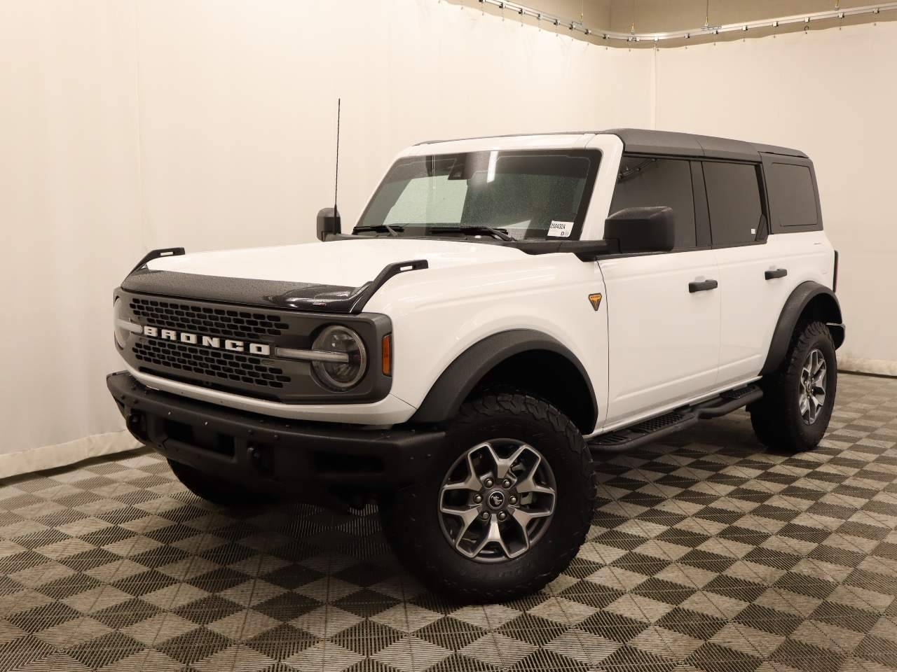 2021 Ford Bronco Base — SUV — 26,097 mi — Scottsdale, AZ