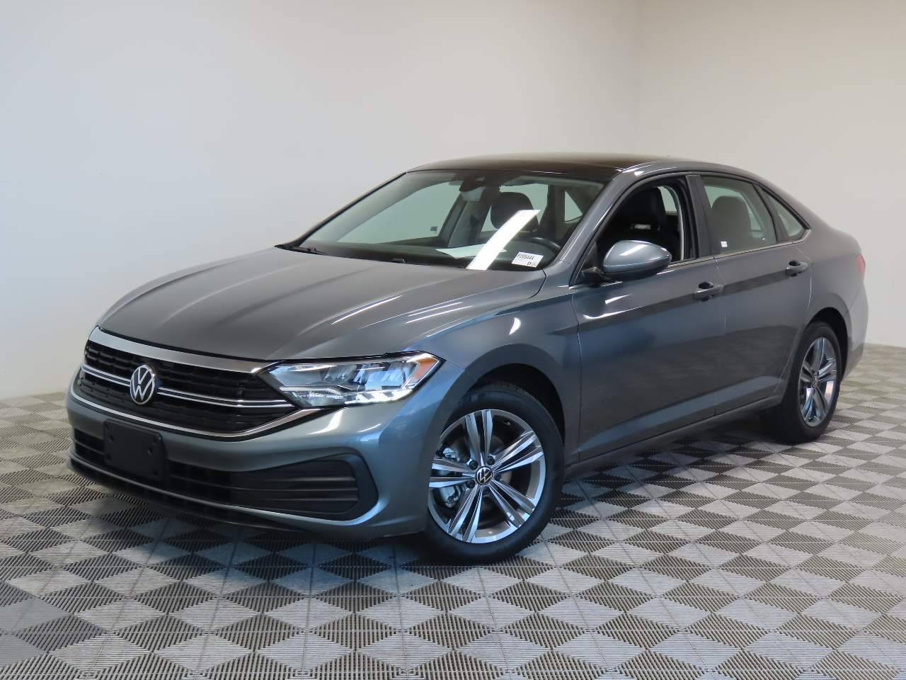 2024 Volkswagen Jetta SE — Sedan — 33,045 mi — Scottsdale, AZ