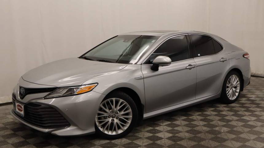 2020 Toyota Camry Hybrid XLE — Sedan — 34,913 mi — Scottsdale, AZ
